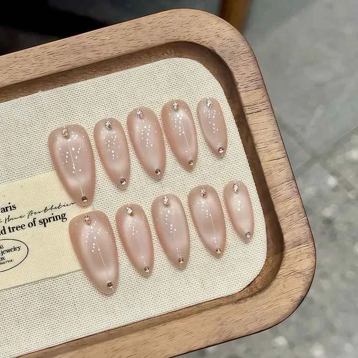 أظافر صناعية فاخرة-Luxury artificial nails