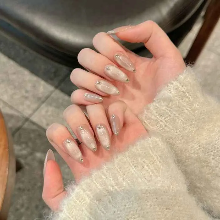 أظافر صناعية فاخرة-Luxury artificial nails