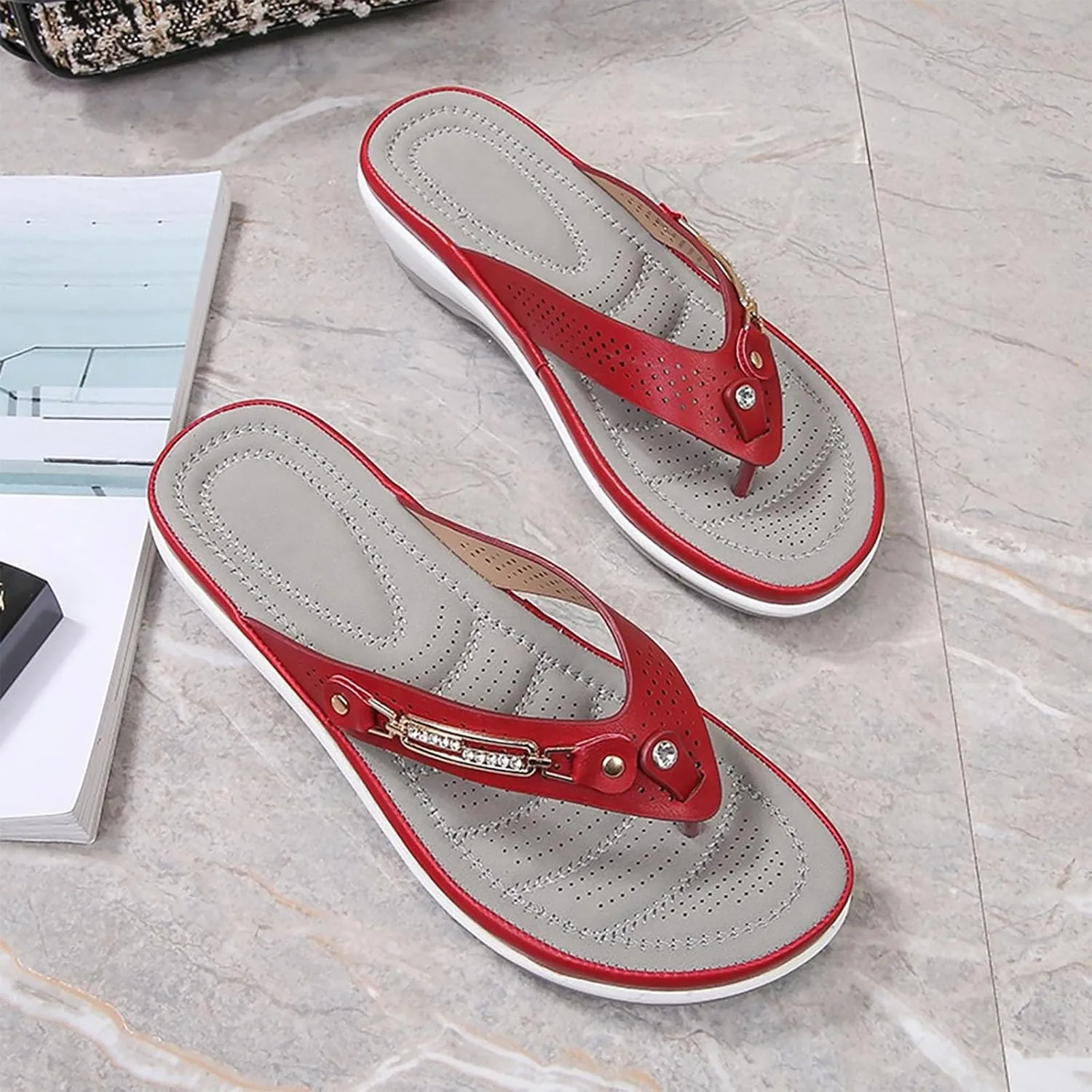 2024 Flip Flops For Women with Arch Support Comfortable Yoga Mat Orthopedic Sandals Lightweight Womens Flip-Flop