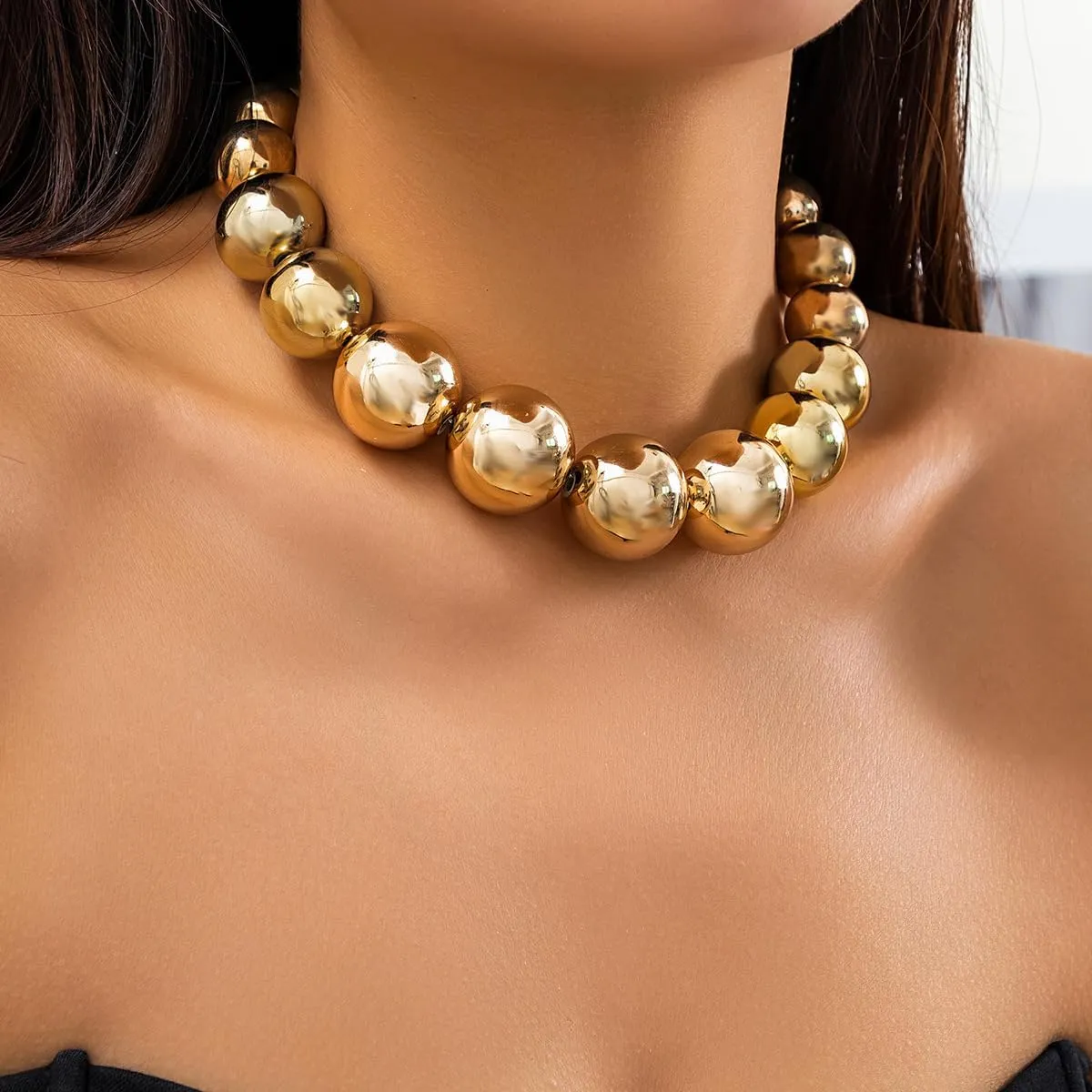 CJIAYUJEW Chunky Gold Necklace for Women - Big Silver Statement Beaded Necklace, Thick Bold Ball Choker