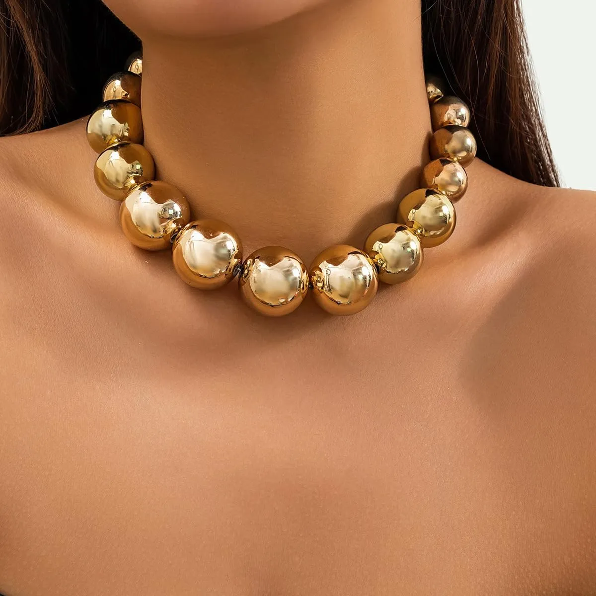 CJIAYUJEW Chunky Gold Necklace for Women - Big Silver Statement Beaded Necklace, Thick Bold Ball Choker
