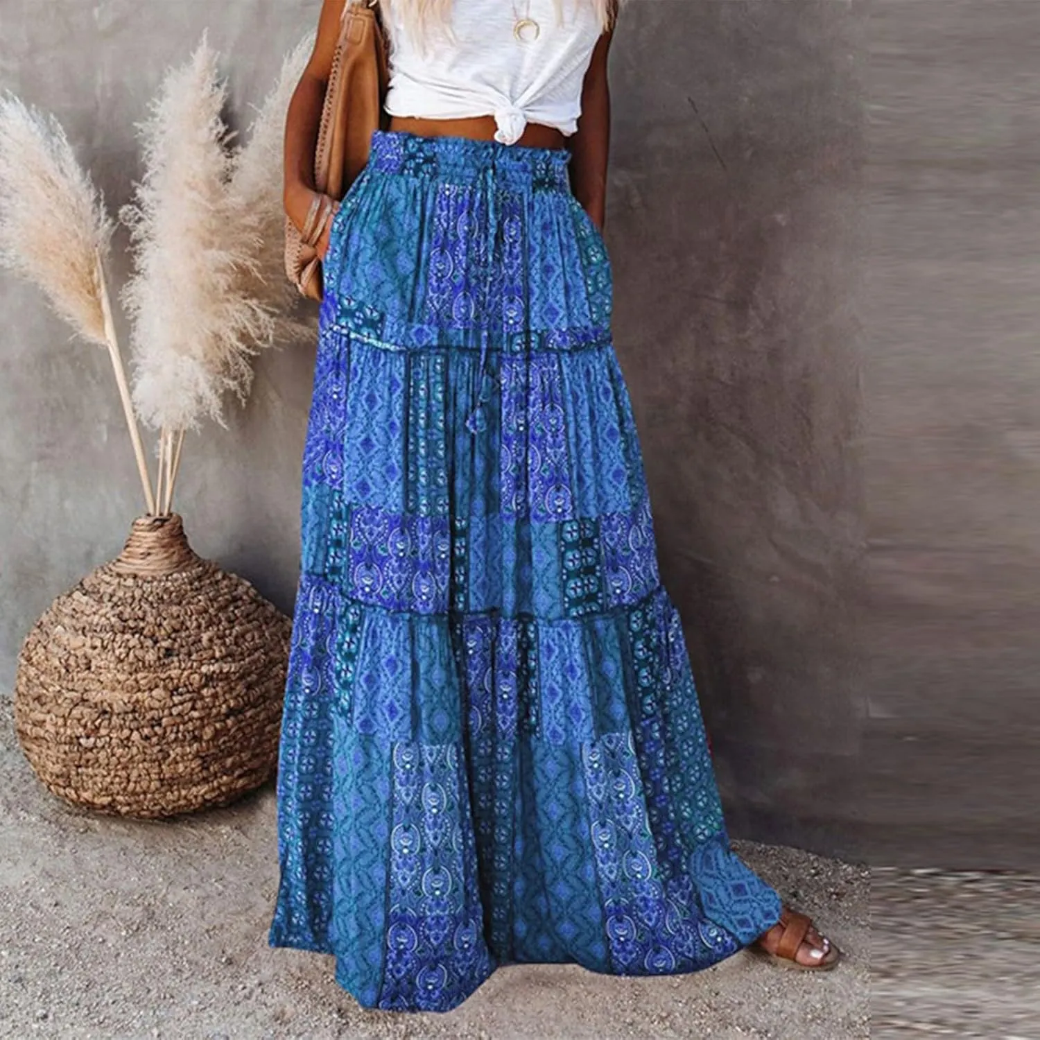 High Waisted Paisley Printed Women's Casual Maxi Skirt Bohemian Pleated Travel Long Skirt with Pockets