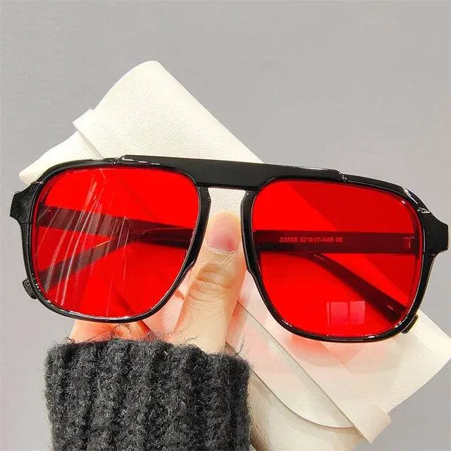 Oversized Frame Fashion Sunglasses - Embrace Timeless Elegance