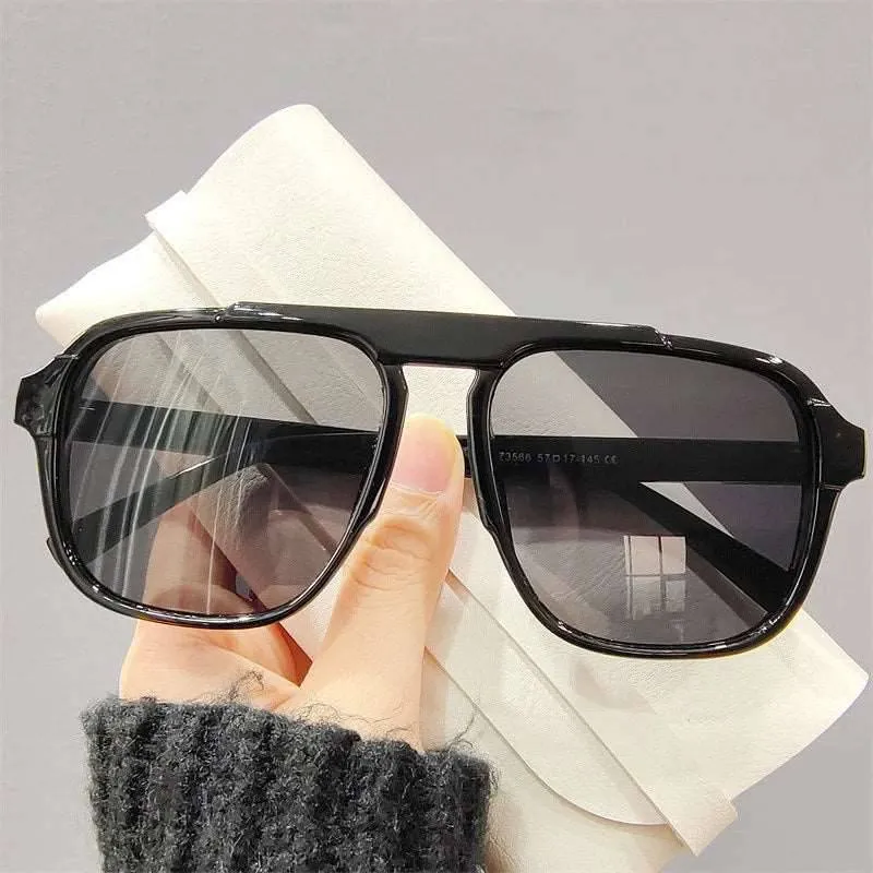 Oversized Frame Fashion Sunglasses - Embrace Timeless Elegance