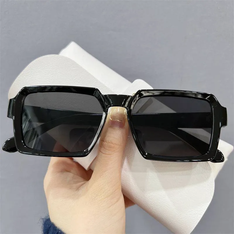 Oversized Frame Sunglasses