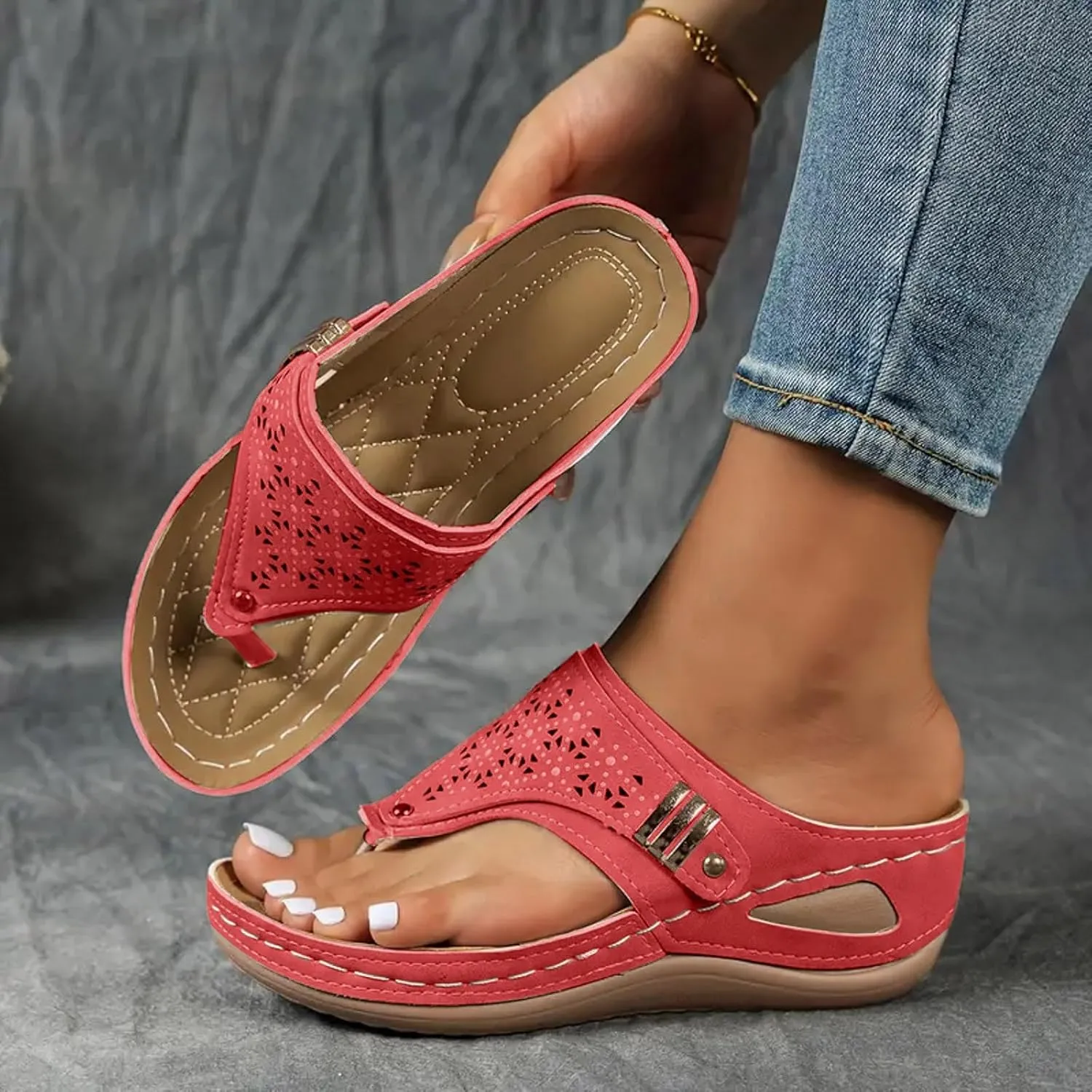 Summer Sandals for Women 2025 Trendy Wide Width Orthopedic Sandals Breathable Hollow Out Walking Sandal with Arch Support Open Toe Slip On Sandal Flip Flops