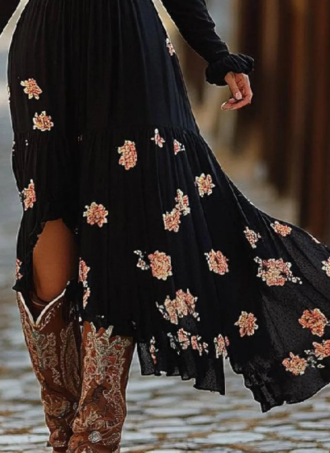Women's Boho Deep V Neck Long Sleeve Floral Print Black Maxi Dress Classy Casual Buttoned Smocked Flowy A-Line Dresses