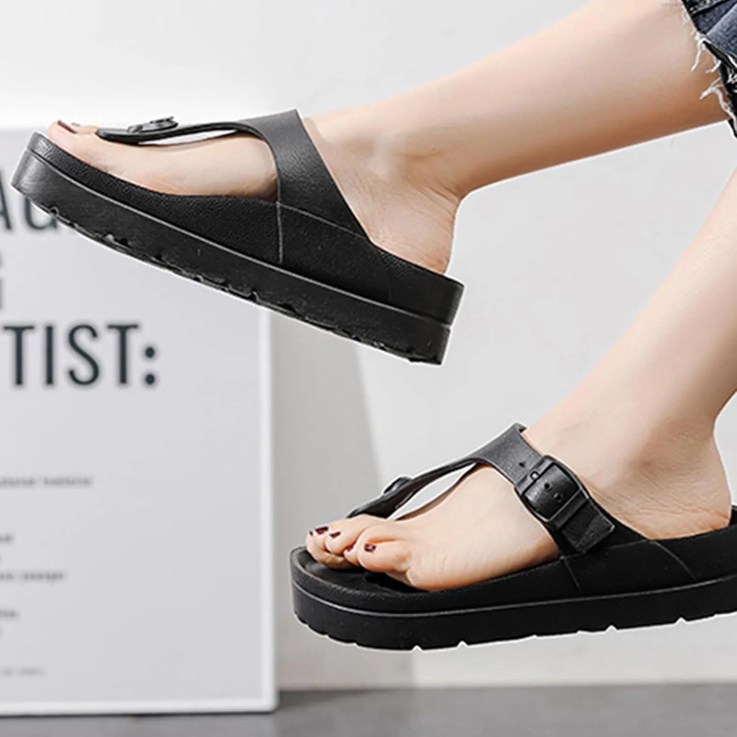 Women's Comfortable Non-slip Arch Support Orthopaedic Flip Flops,Summer Cute T-strap Flat Flip Flops with Adjustable Buckle EVA Sandals